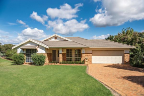 Secluded Home with BBQ, Idyllic Views Over Mudgee